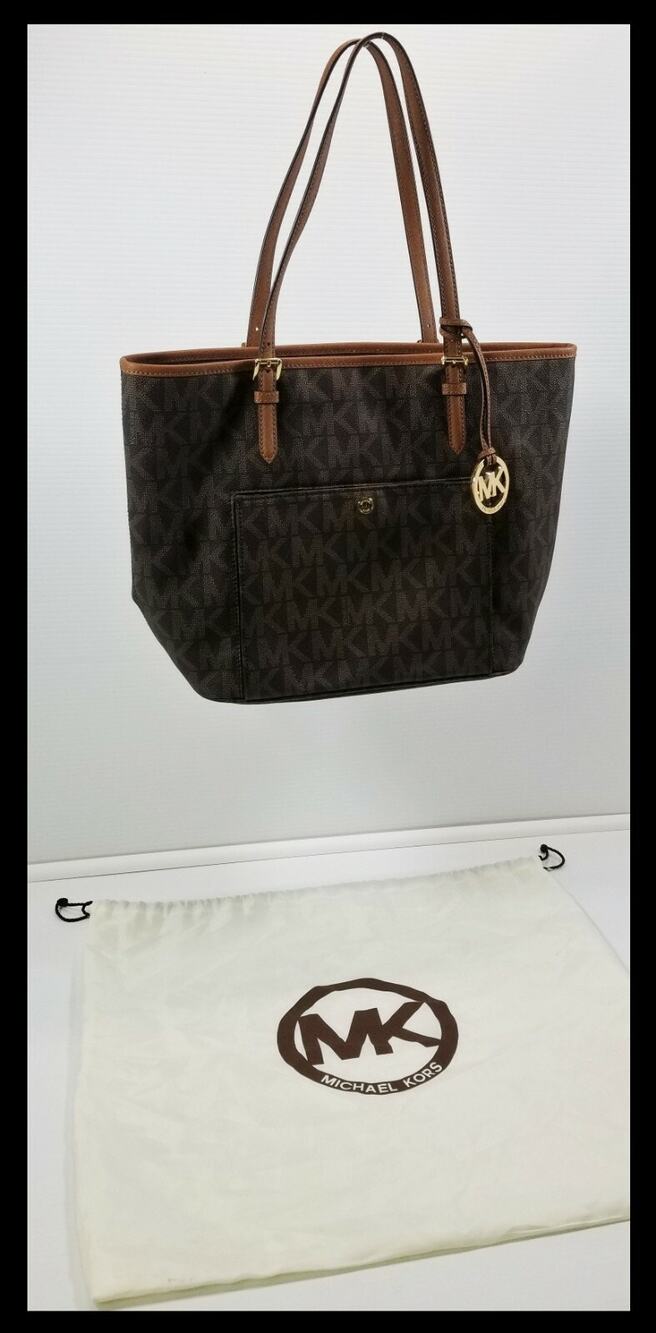 AA) Michael Kors Signature Leather Jet Set Snap Pocket Medium Zip Tote Bag